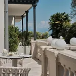 Boutique Hotel 5*