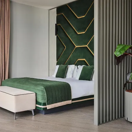 Boutique Hotel 5*